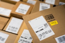 Mit den neuen Etikettenklebstoffen Acronal RCF 3705 und Acronal RCF 3706 trägt BASF entscheidend zu einer nachhaltigeren Etikettierung bei, da sie das Recycling von Papier- und Kartonrecycling nicht stören.
By developing new adhesives for labels Acronal RCF 3705 and Acronal RCF 3706, BASF has made a decisive contribution towards more sustainable labeling, as they no longer interfere with paper and paperboard recycling.
 Mit den neuen Etikettenklebstoffen Acronal RCF 3705 und Acronal RCF 3706 trägt BASF entscheidend zu einer nachhaltigeren Etikettierung bei, da sie das Recycling von Papier- und Kartonrecycling nicht stören.
By developing new adhesives for labels Acronal RCF 3705 and Acronal RCF 3706, BASF has made a decisive contribution towards more sustainable labeling, as they no longer interfere with paper and paperboard recycling.